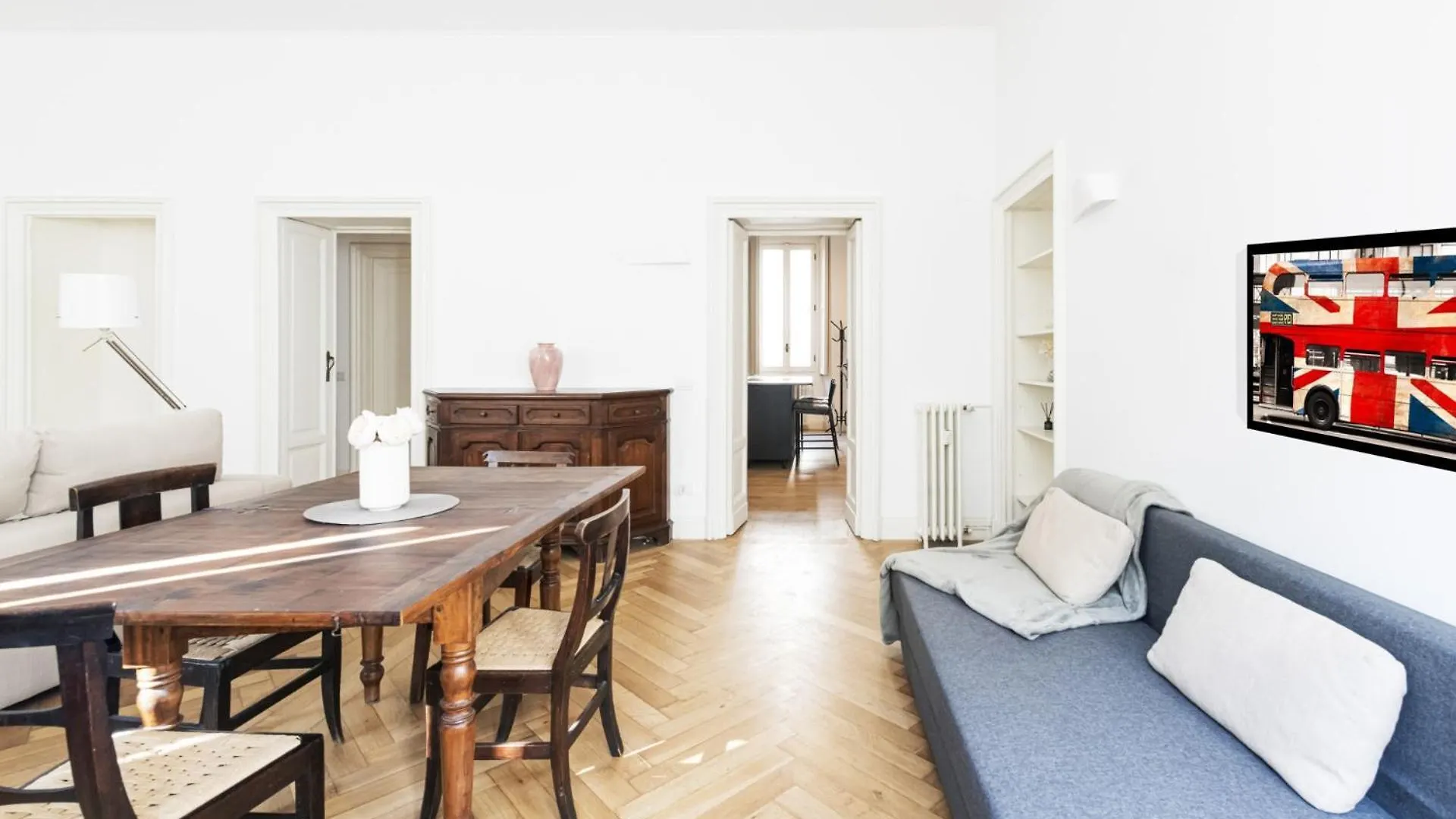Appartamento Easylife - Pregiata Dimora In Porta Venezia Milano 0*,  Italia
